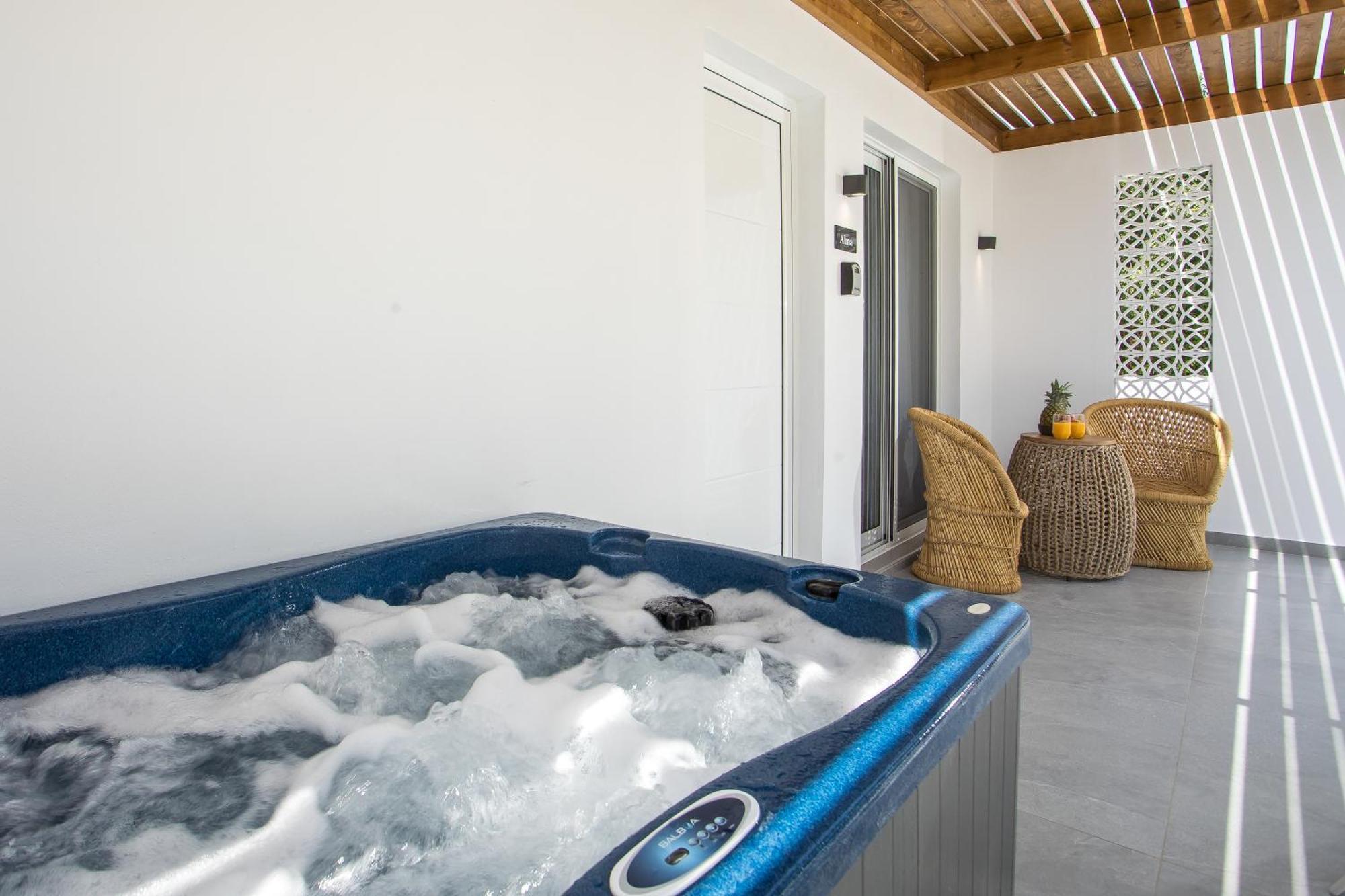 Calma Luxury Studios & Suites Faliraki Dış mekan fotoğraf