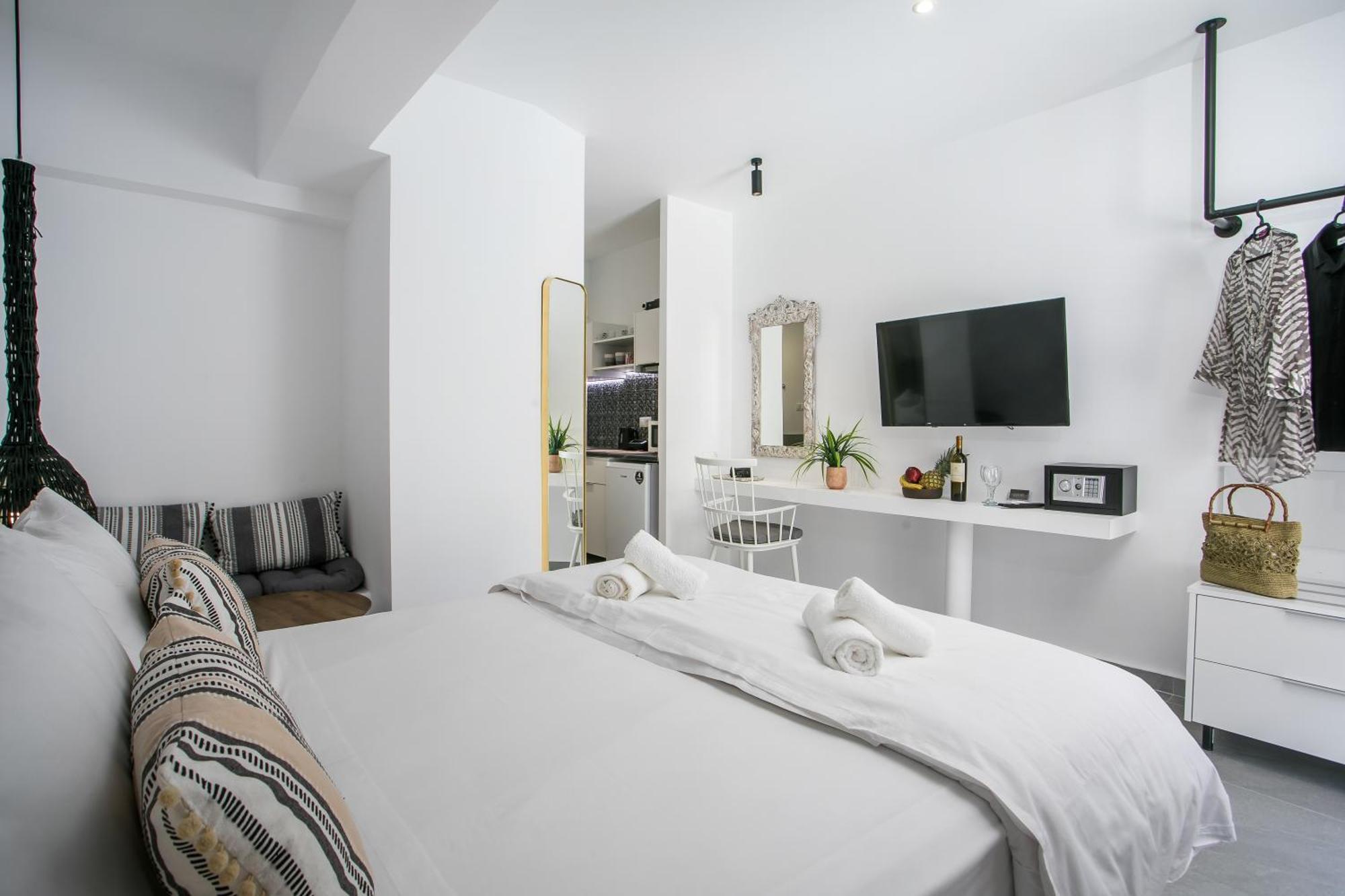 Calma Luxury Studios & Suites Faliraki Dış mekan fotoğraf