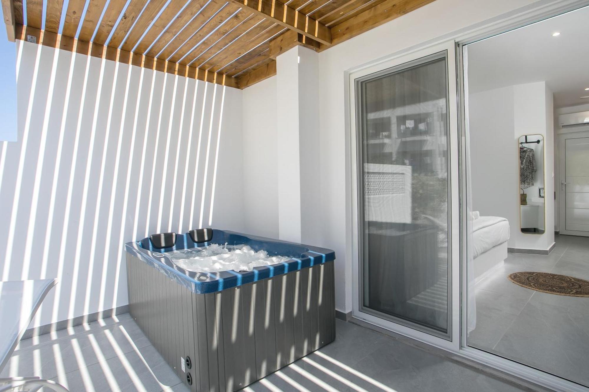 Calma Luxury Studios & Suites Faliraki Dış mekan fotoğraf